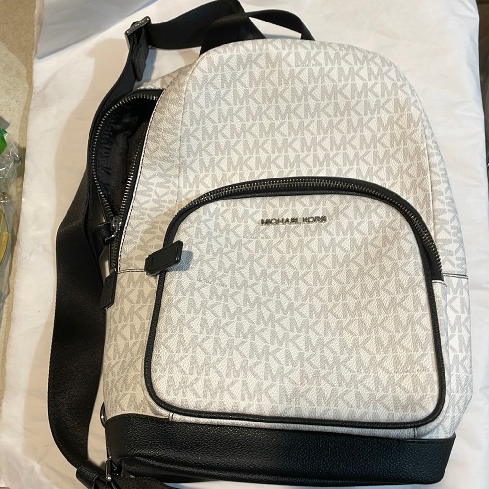 MICHAEL KORS COOPER MEN'S Commuter Sling Pack Crossbody Bag